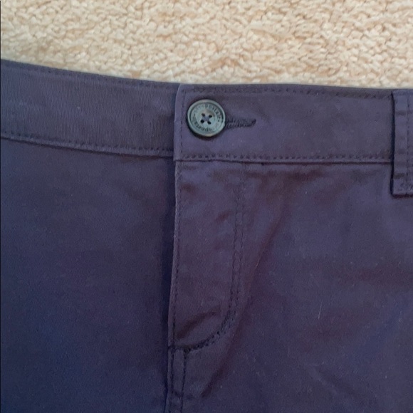 Navy Blue Skirt - Picture 3 of 3